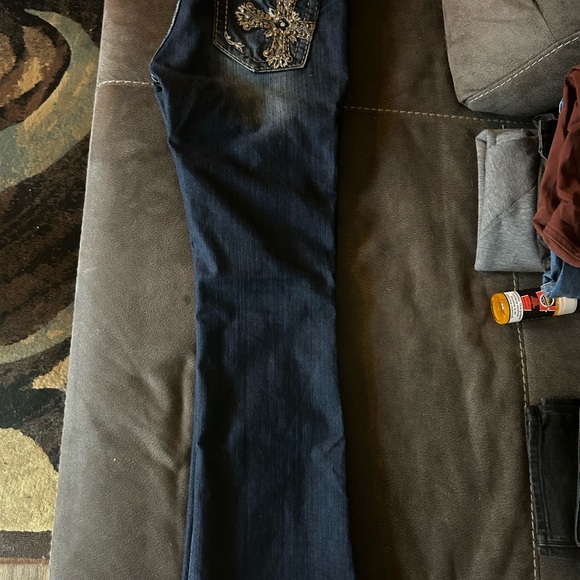 Momma bears miss me jeans. 30. Boot cut. We’re having a baby and tossing things! - Picture 3 of 4